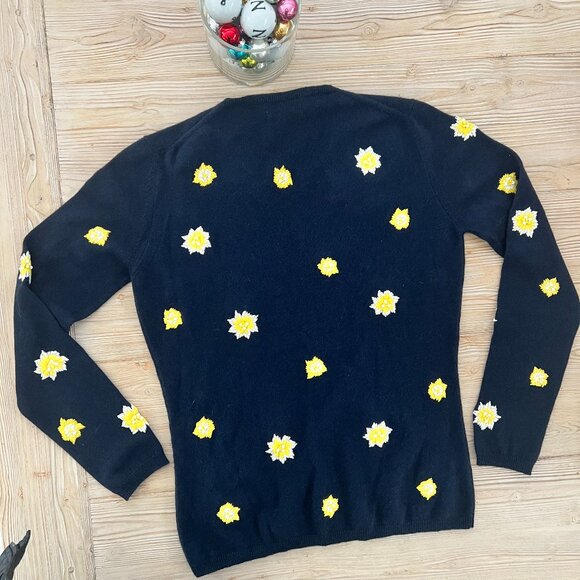 Richard Grand 100% Cashmere Floral & Pearl Embellished Sweater – Size Small - Picture 6 of 6